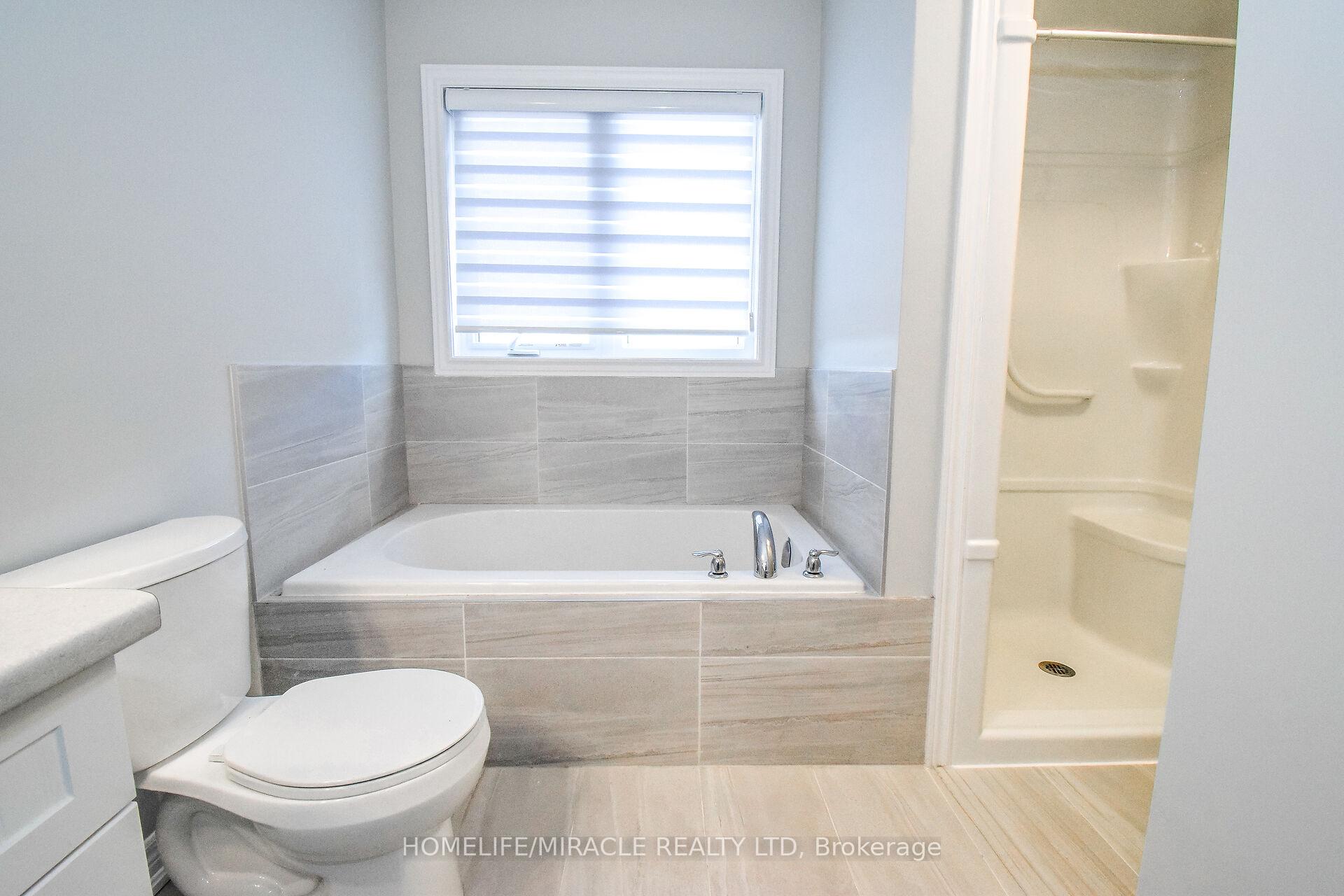 Photo 28 of 25 Barker Parkway, Thorold, Rolling Meadows — HOMEH