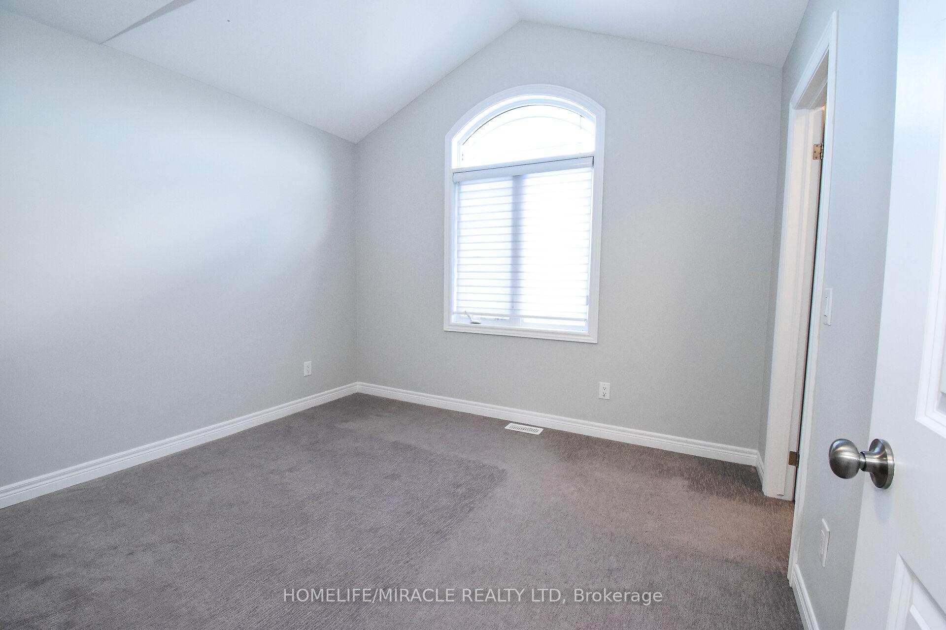 Photo 39 of 25 Barker Parkway, Thorold, Rolling Meadows — HOMEH