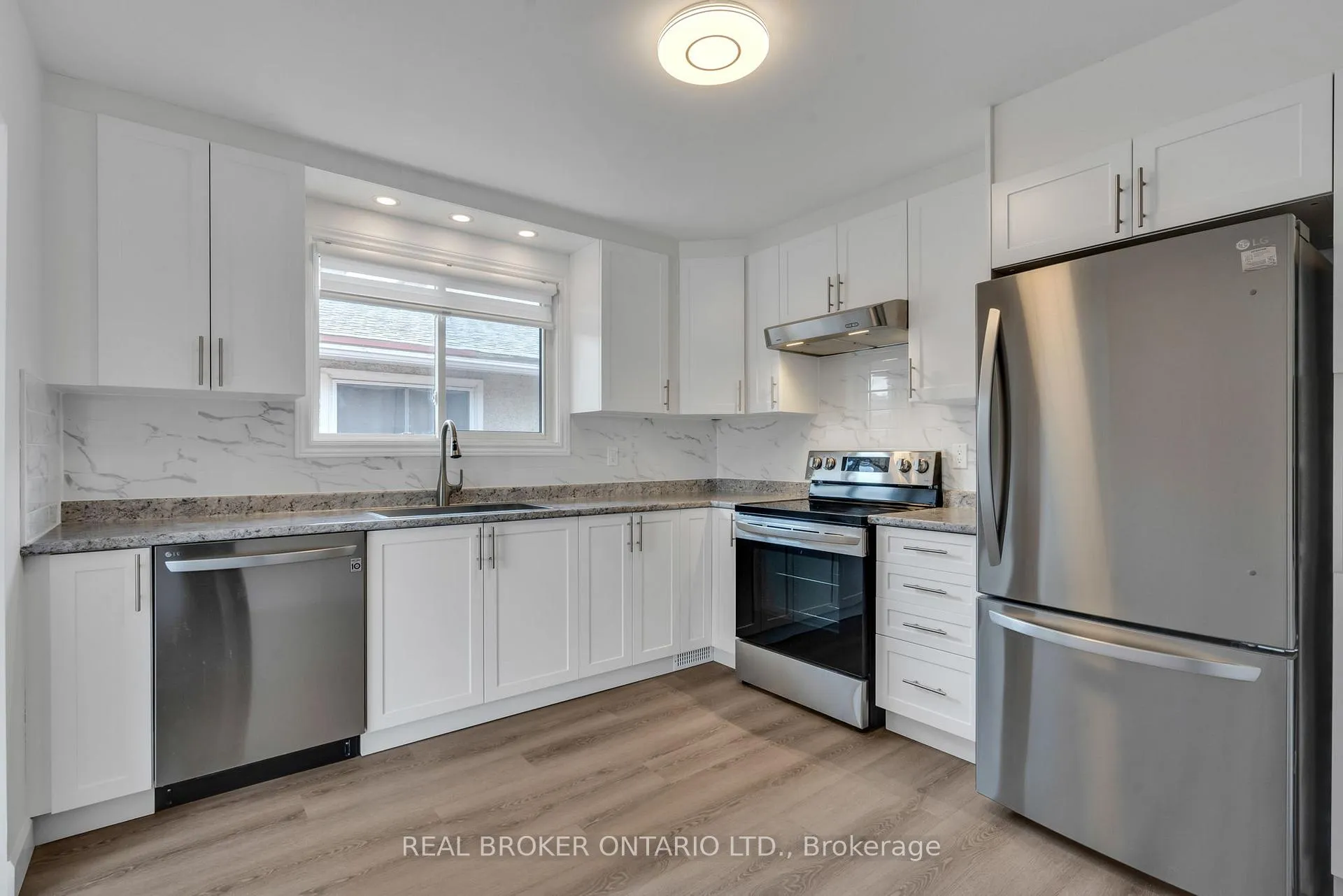 Photo 6 of 2659 Conn Street, Ottawa, Britannia — HOMEH
