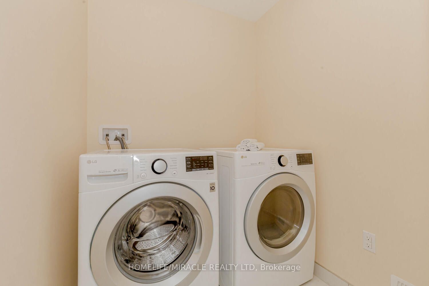 Photo 58 of 124 Casserley Crescent, New Tecumseth, Tottenham — HOMEH