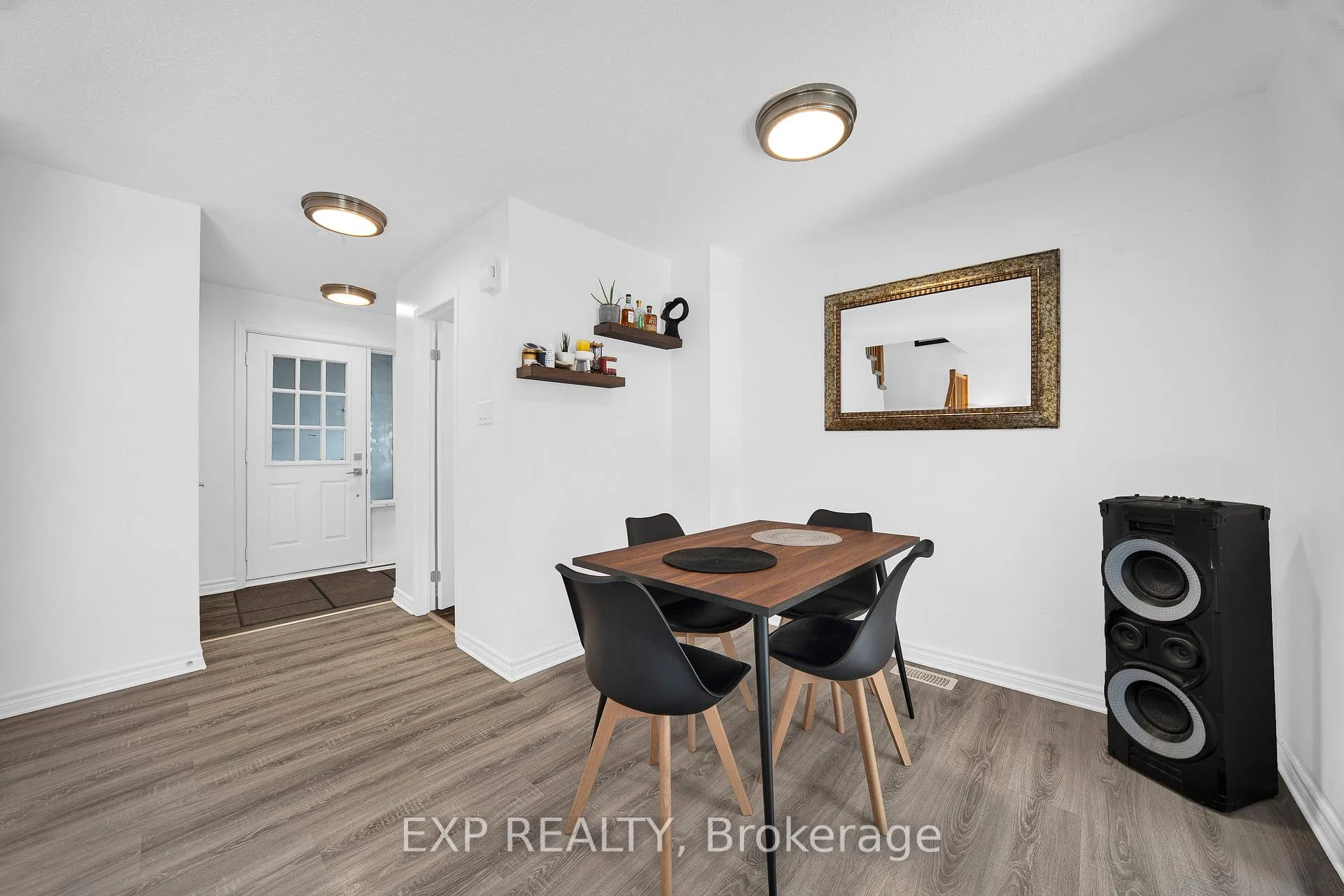Photo 3 of 313 Stoneway Drive, Ottawa, Barrhaven East — HOMEH