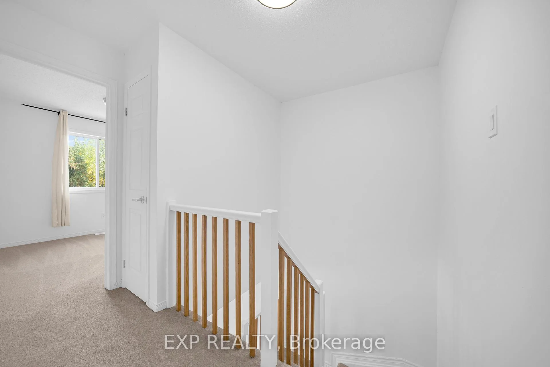 Photo 12 of 313 Stoneway Drive, Ottawa, Barrhaven East — HOMEH