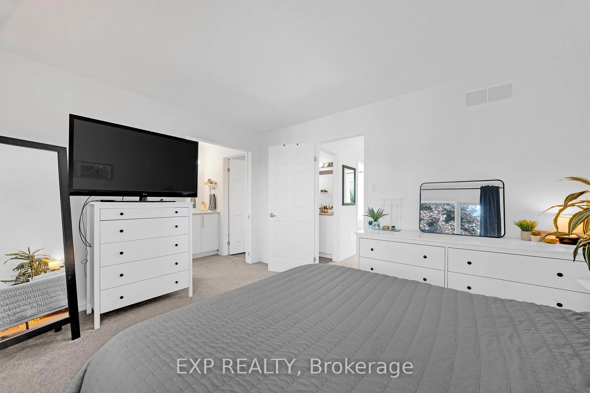 Photo 16 of 313 Stoneway Drive, Ottawa, Barrhaven East — HOMEH