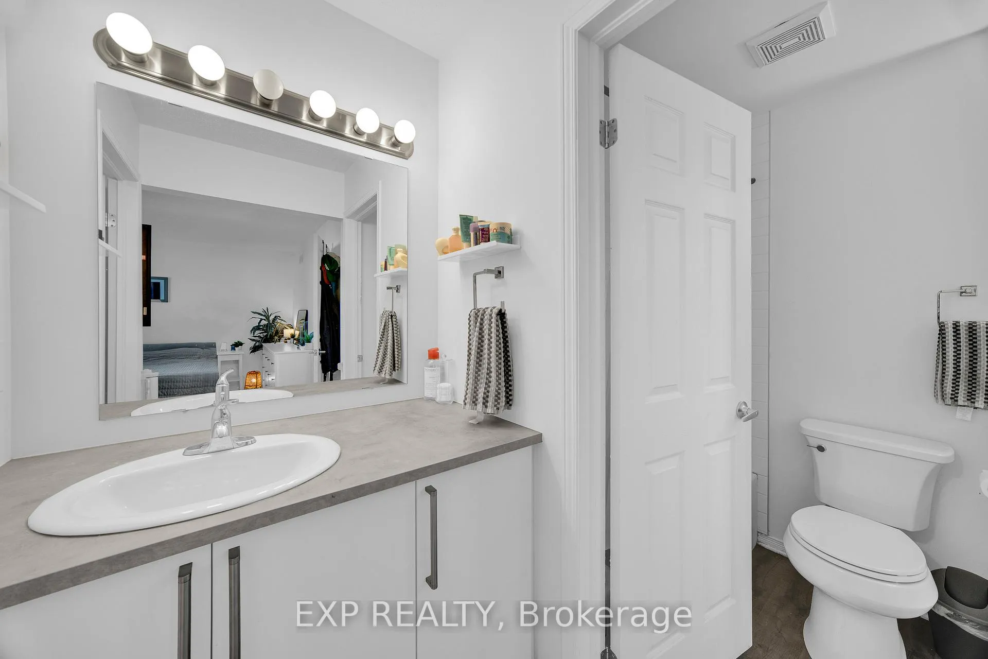 Photo 17 of 313 Stoneway Drive, Ottawa, Barrhaven East — HOMEH