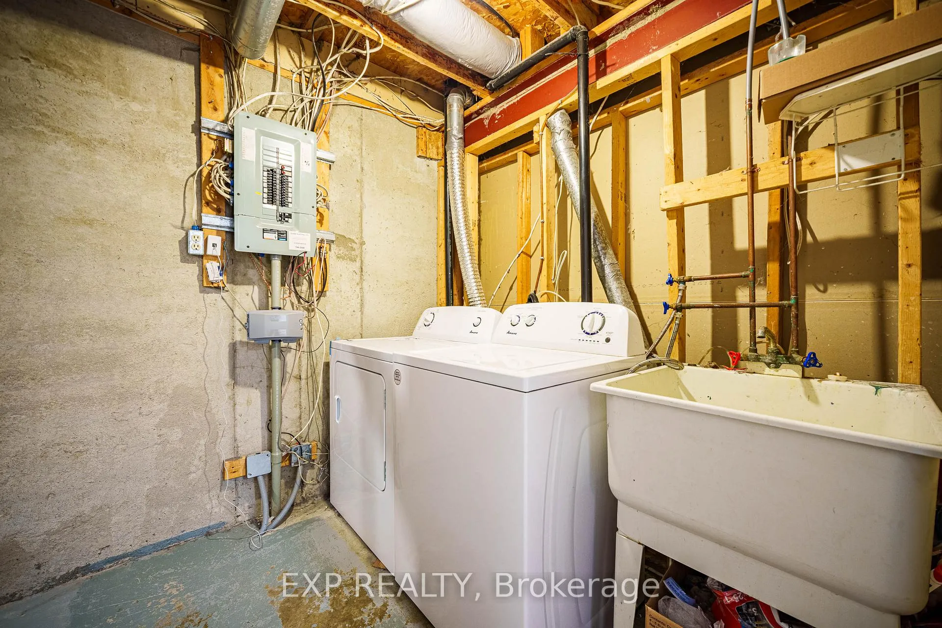 Photo 28 of 313 Stoneway Drive, Ottawa, Barrhaven East — HOMEH