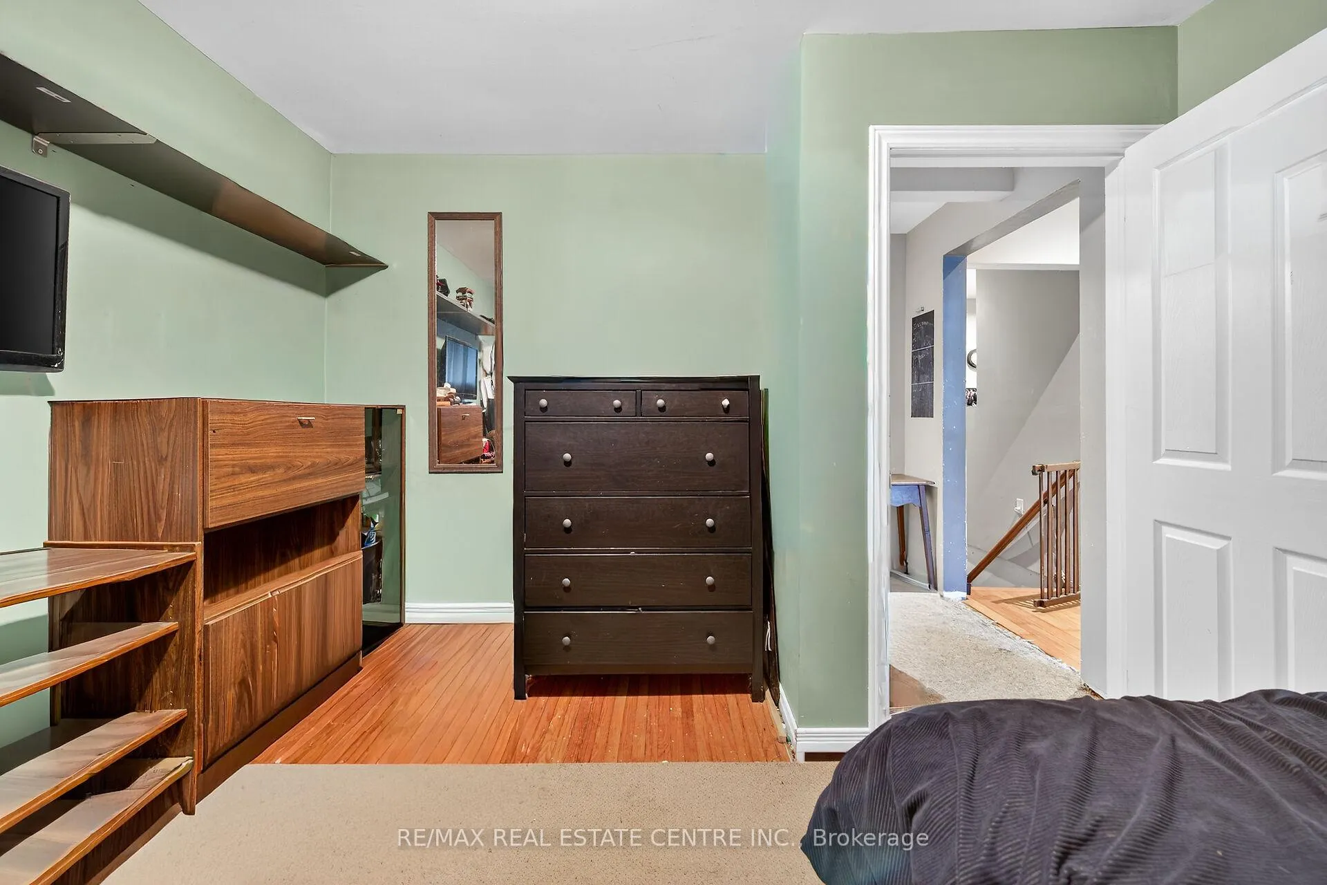 Photo 18 of 1413 Edgewood Road S, Hamilton, Rural Flamborough — HOMEH