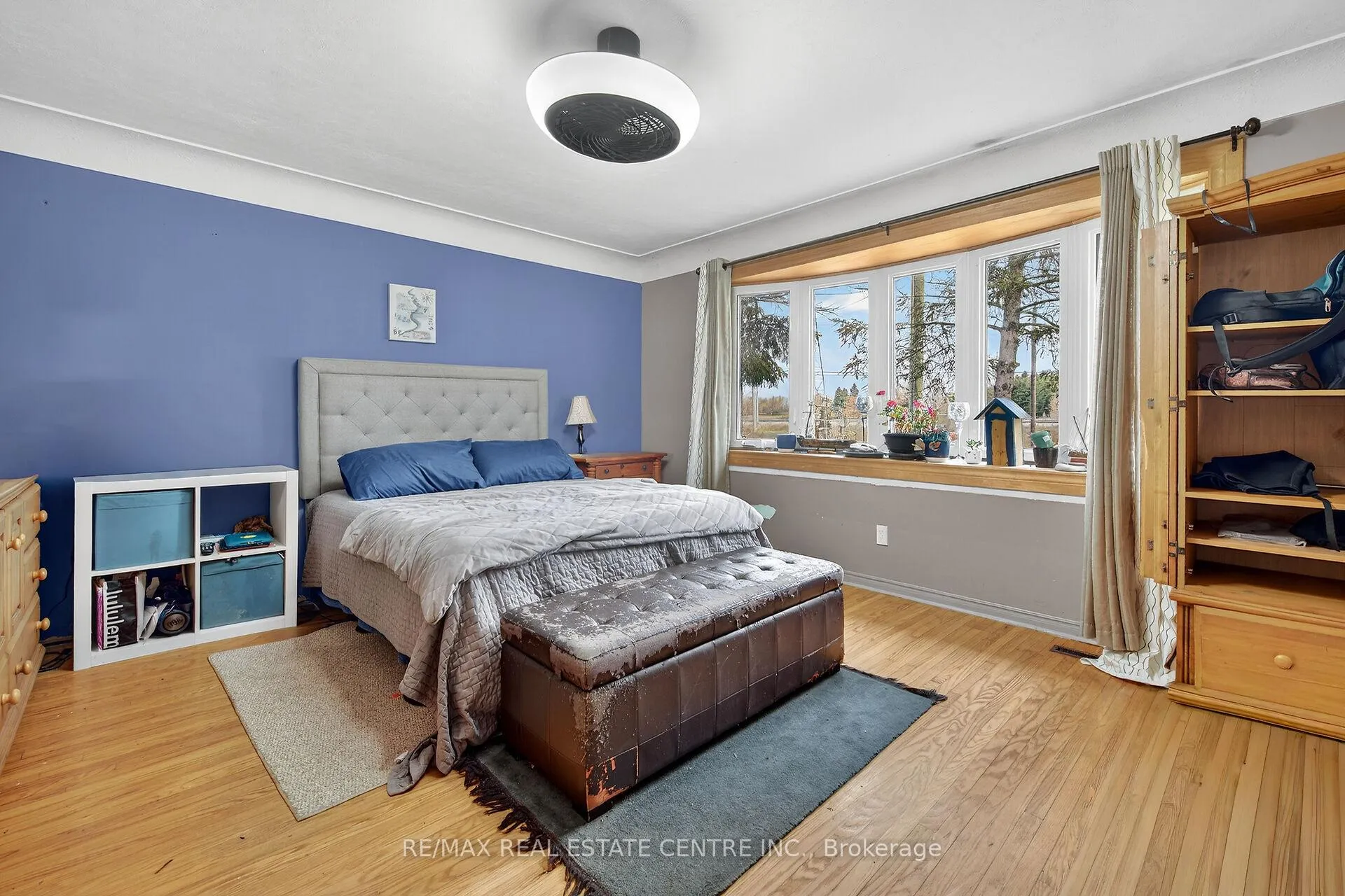 Photo 20 of 1413 Edgewood Road S, Hamilton, Rural Flamborough — HOMEH