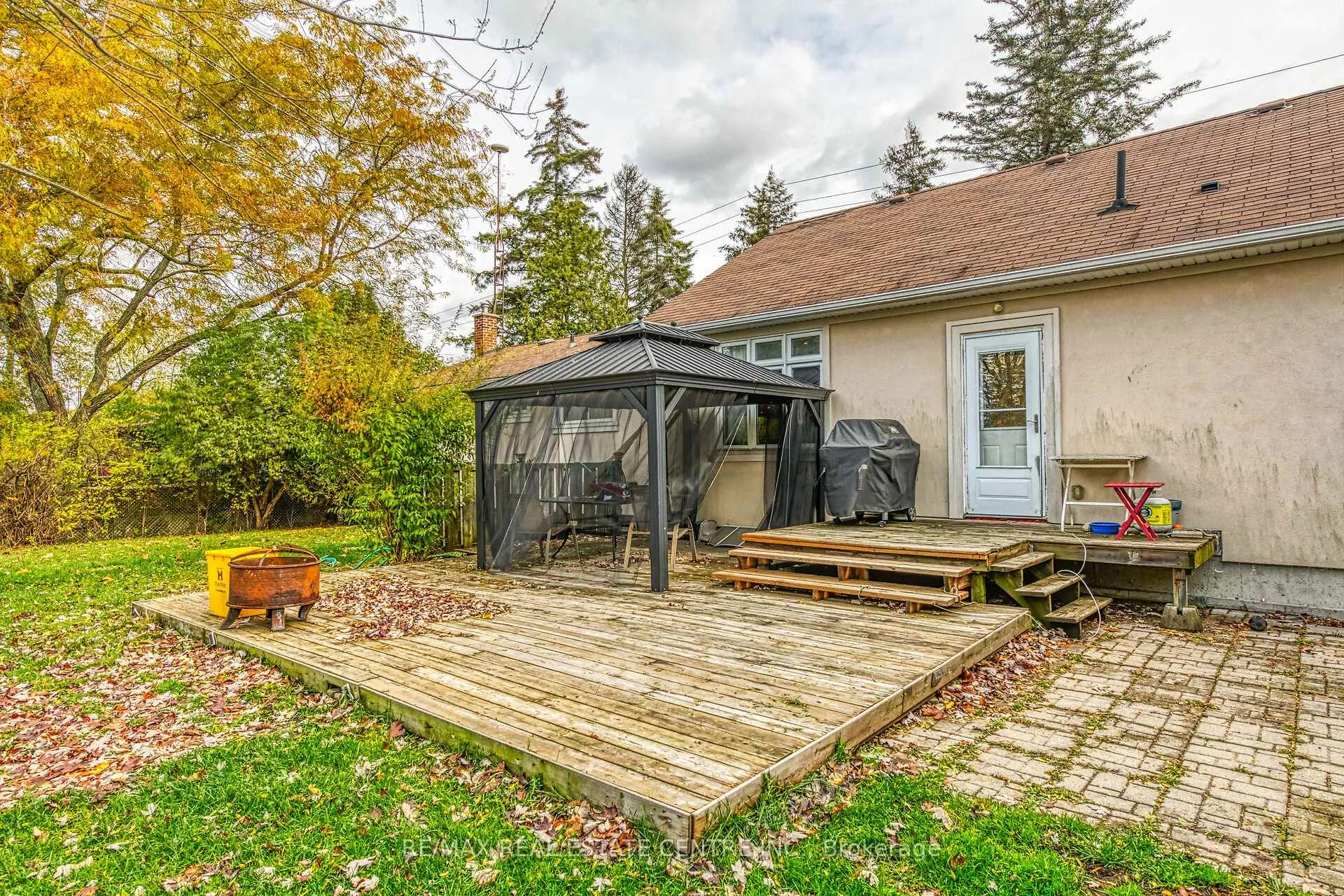 Photo 30 of 1413 Edgewood Road S, Hamilton, Rural Flamborough — HOMEH