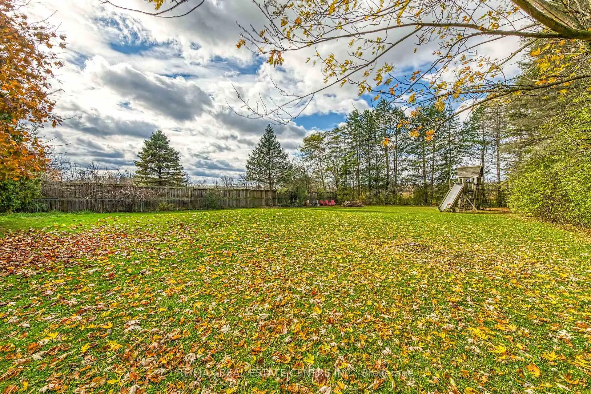 Photo 41 of 1413 Edgewood Road S, Hamilton, Rural Flamborough — HOMEH