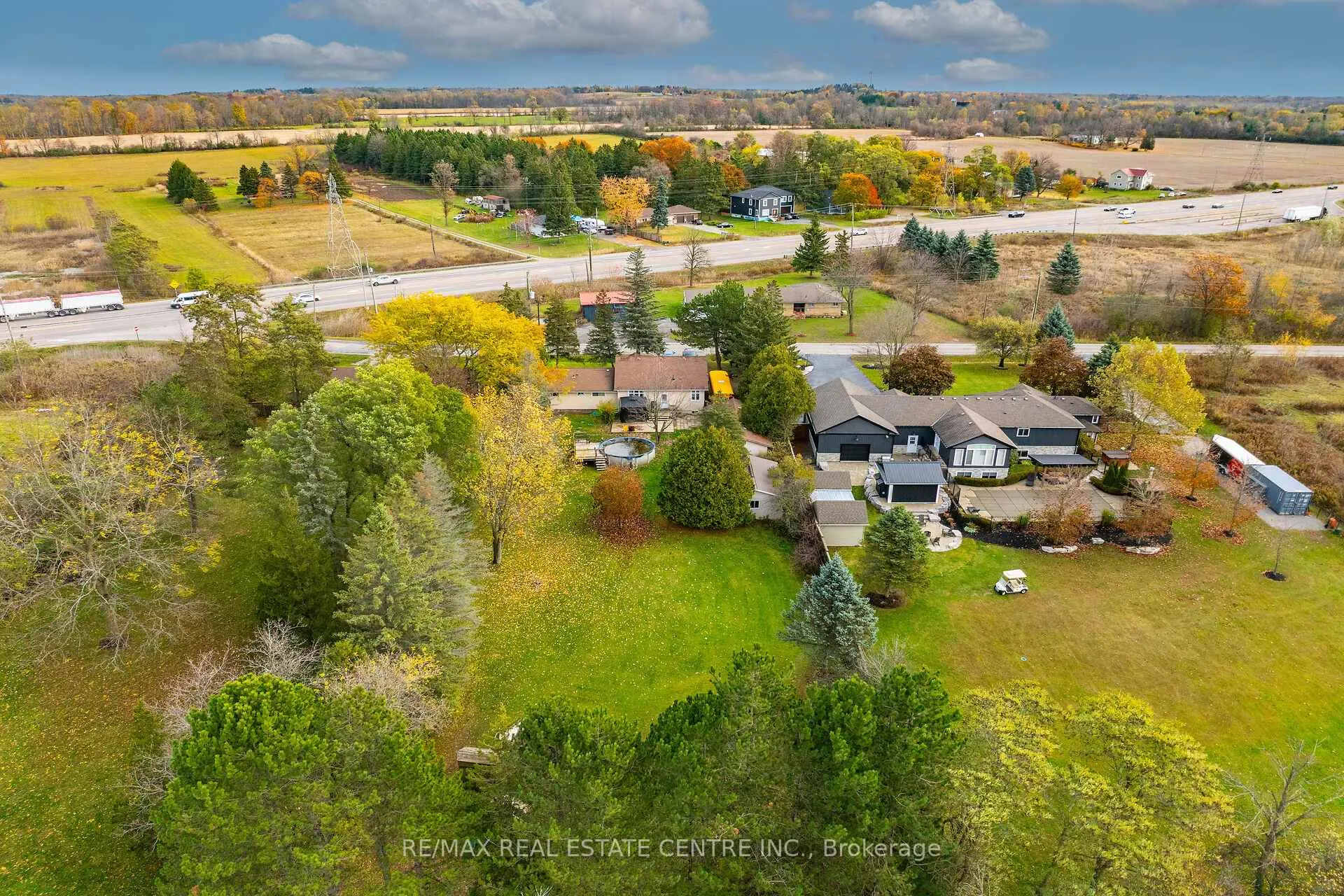 Photo 46 of 1413 Edgewood Road S, Hamilton, Rural Flamborough — HOMEH