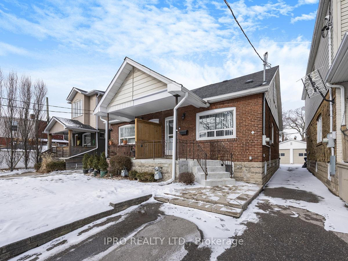 Photo 2 of 180 Sammon Avenue, Toronto, Danforth Village-East York — HOMEH