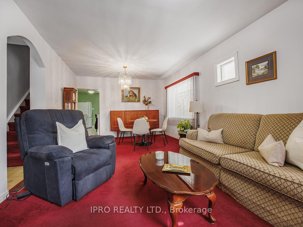 Photo 6 of 180 Sammon Avenue, Toronto, Danforth Village-East York — HOMEH
