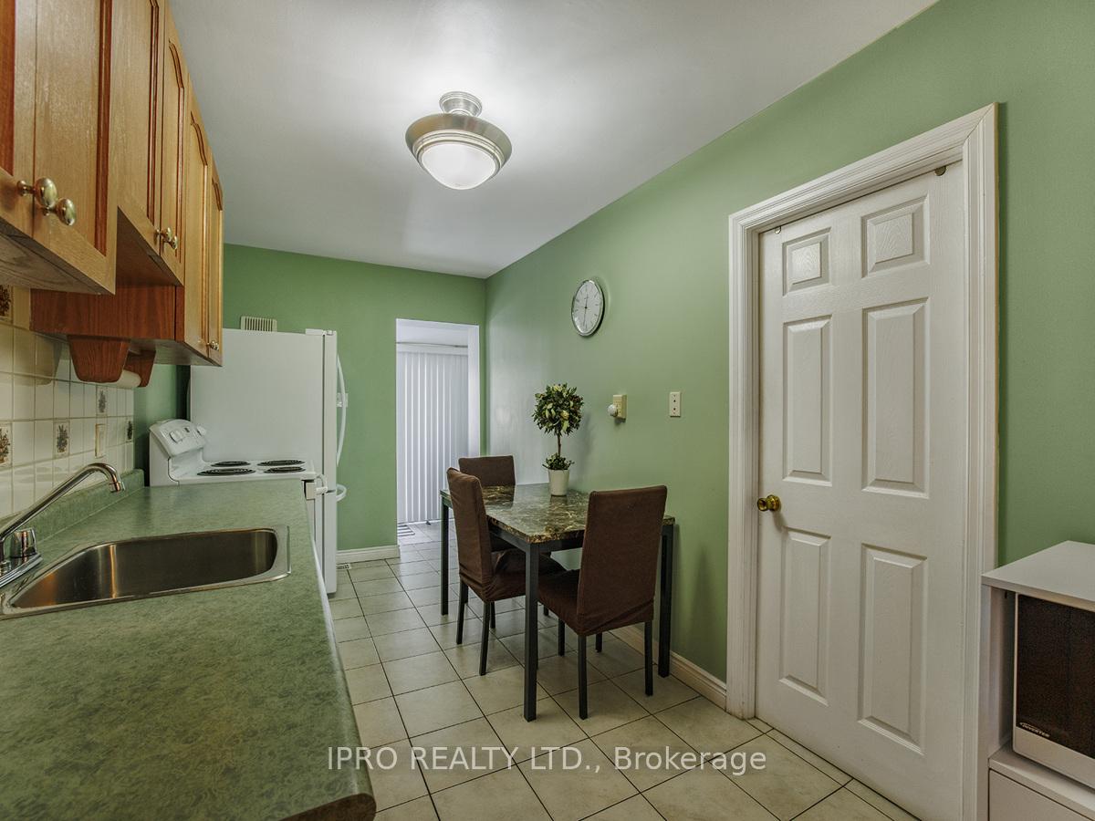 Photo 13 of 180 Sammon Avenue, Toronto, Danforth Village-East York — HOMEH