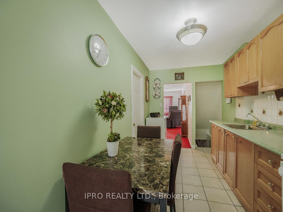 Photo 17 of 180 Sammon Avenue, Toronto, Danforth Village-East York — HOMEH