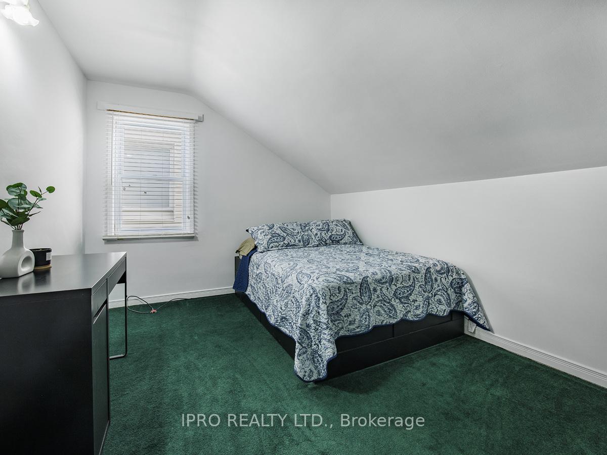Photo 23 of 180 Sammon Avenue, Toronto, Danforth Village-East York — HOMEH