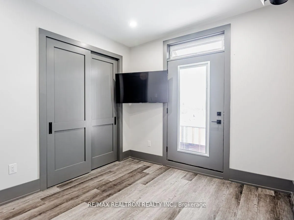 Photo 9 of Unit 3, 205 Main Street, Newmarket, Central Newmarket — HOMEH