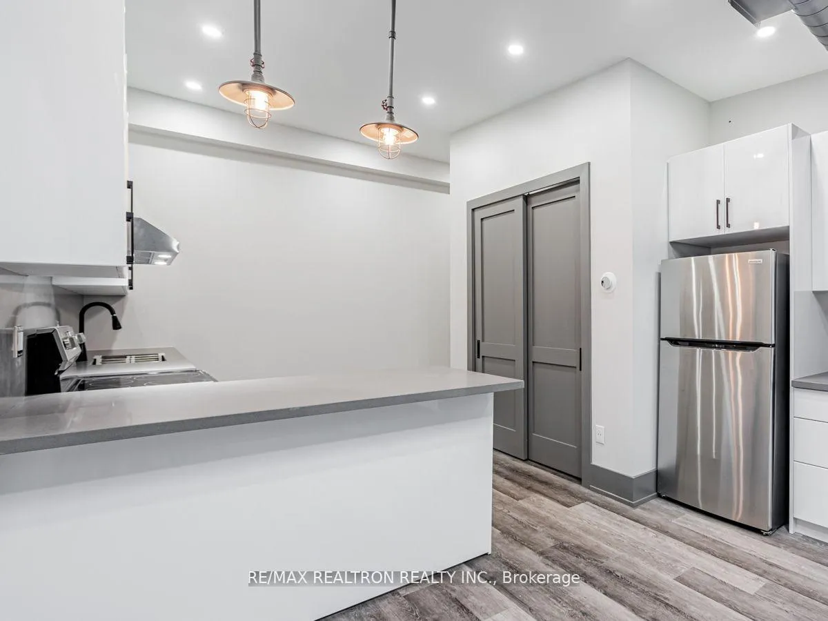 Photo 11 of Unit 3, 205 Main Street, Newmarket, Central Newmarket — HOMEH