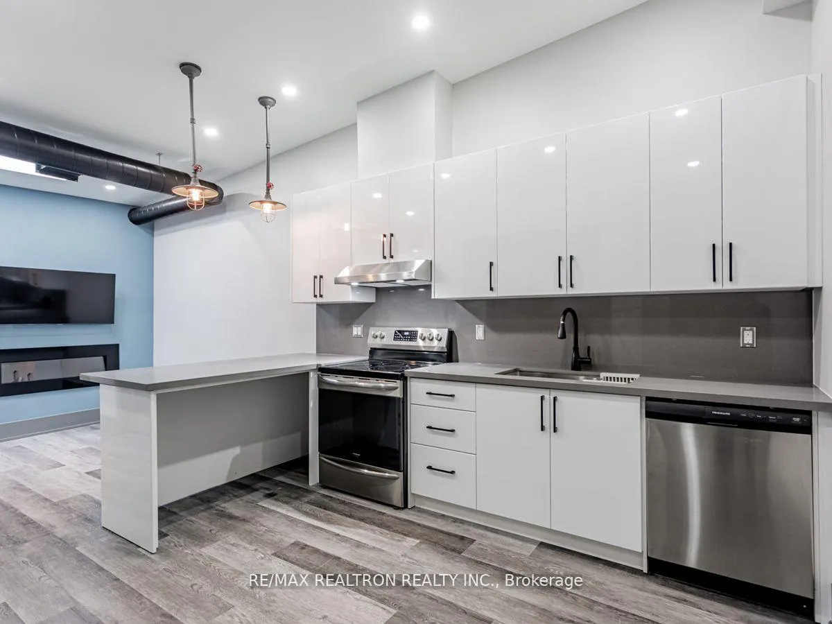 Photo 13 of Unit 3, 205 Main Street, Newmarket, Central Newmarket — HOMEH