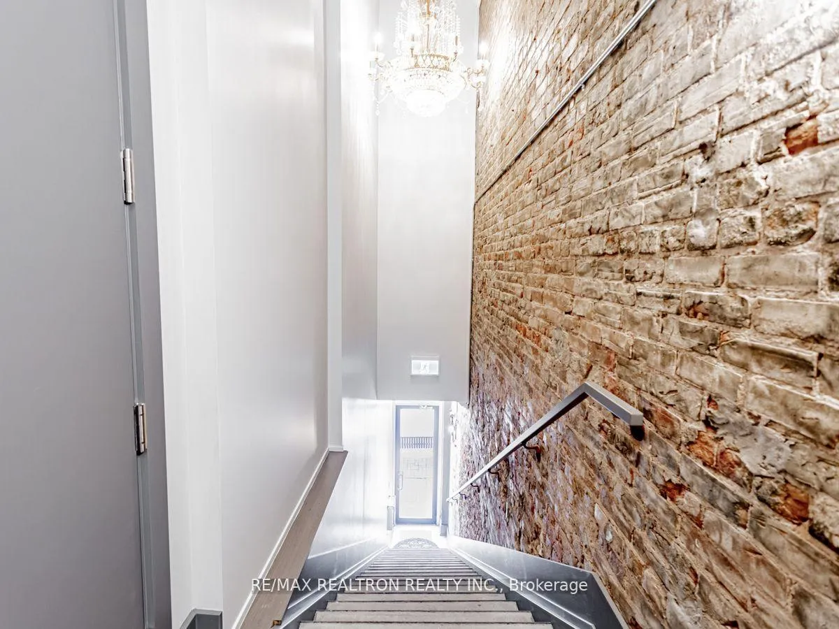 Photo 19 of Unit 3, 205 Main Street, Newmarket, Central Newmarket — HOMEH