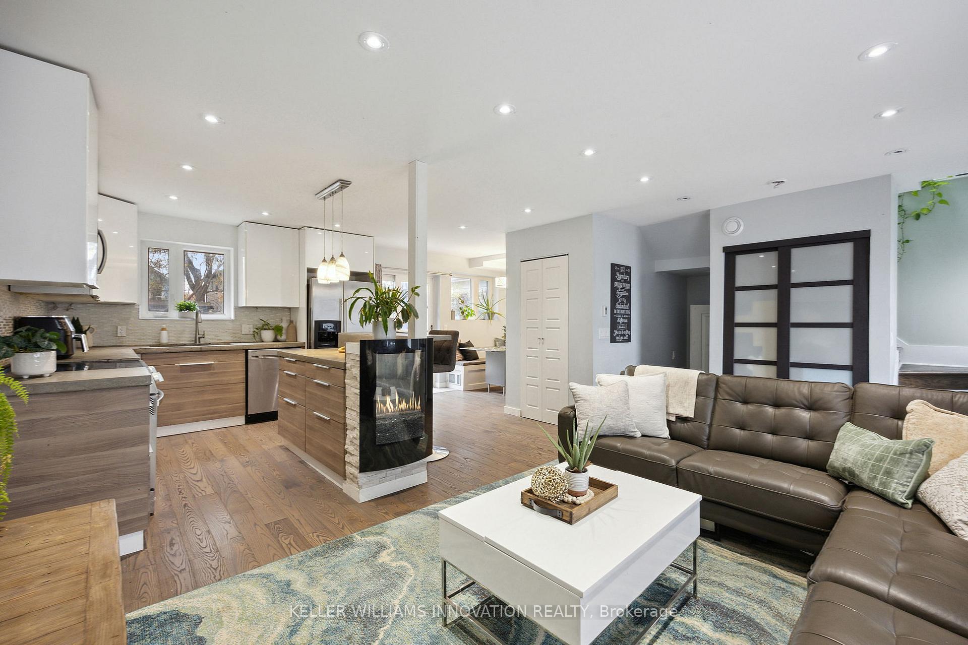 Photo 2 of 76 Phillip Avenue, Scarborough, Birchcliffe-Cliffside — HOMEH