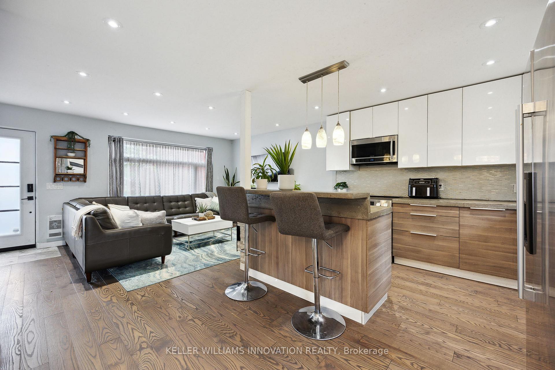 Photo 7 of 76 Phillip Avenue, Scarborough, Birchcliffe-Cliffside — HOMEH