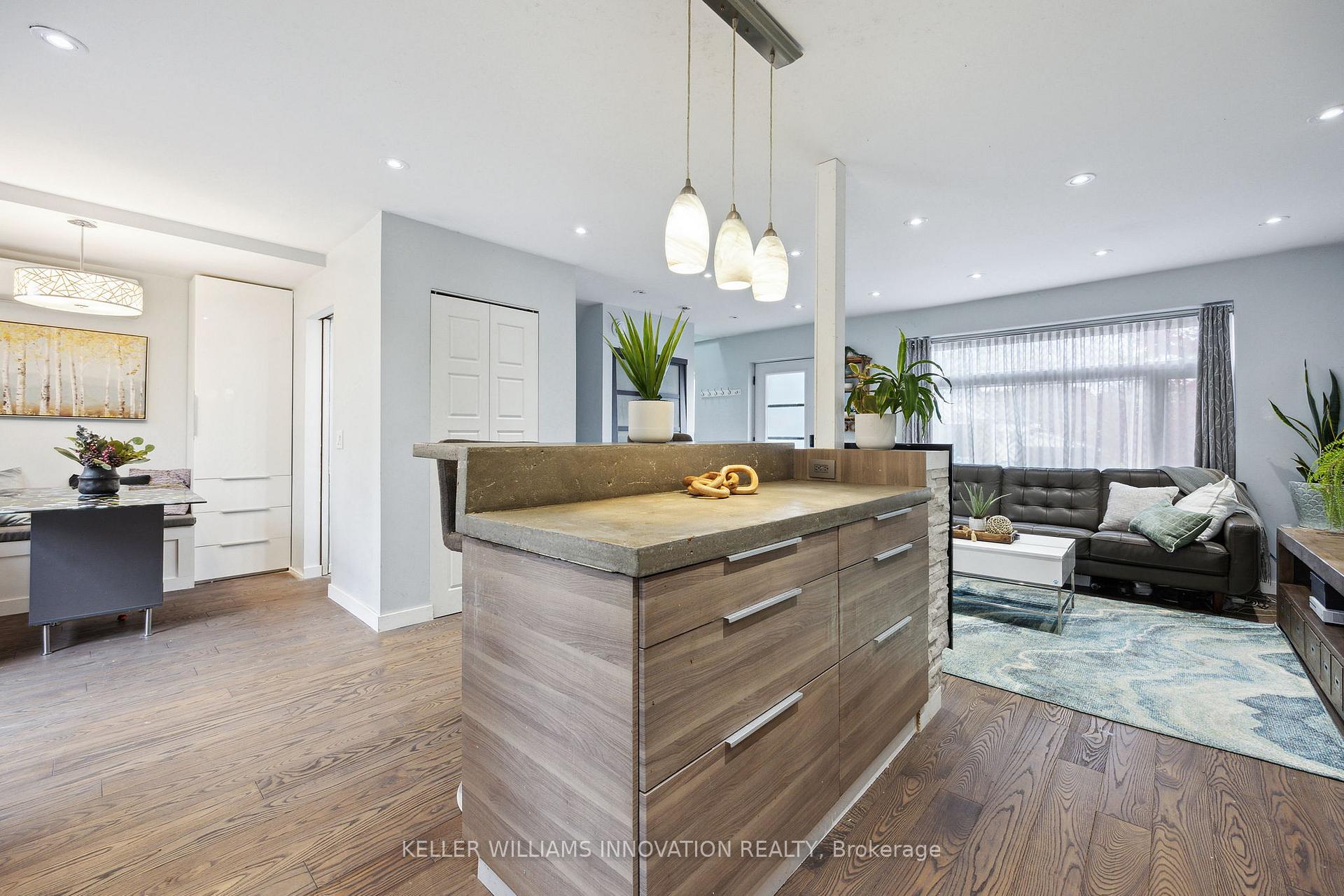 Photo 13 of 76 Phillip Avenue, Scarborough, Birchcliffe-Cliffside — HOMEH