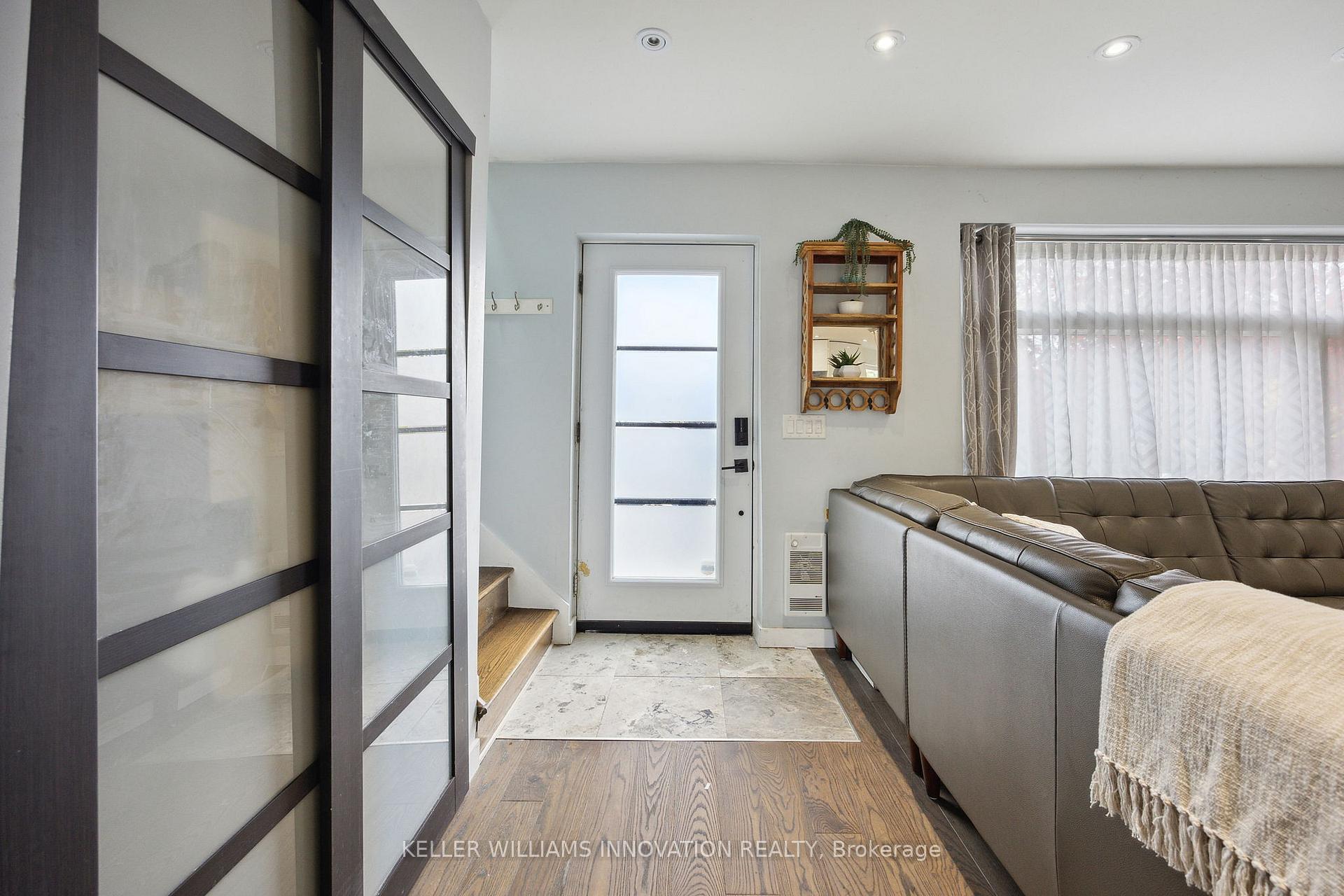 Photo 15 of 76 Phillip Avenue, Scarborough, Birchcliffe-Cliffside — HOMEH
