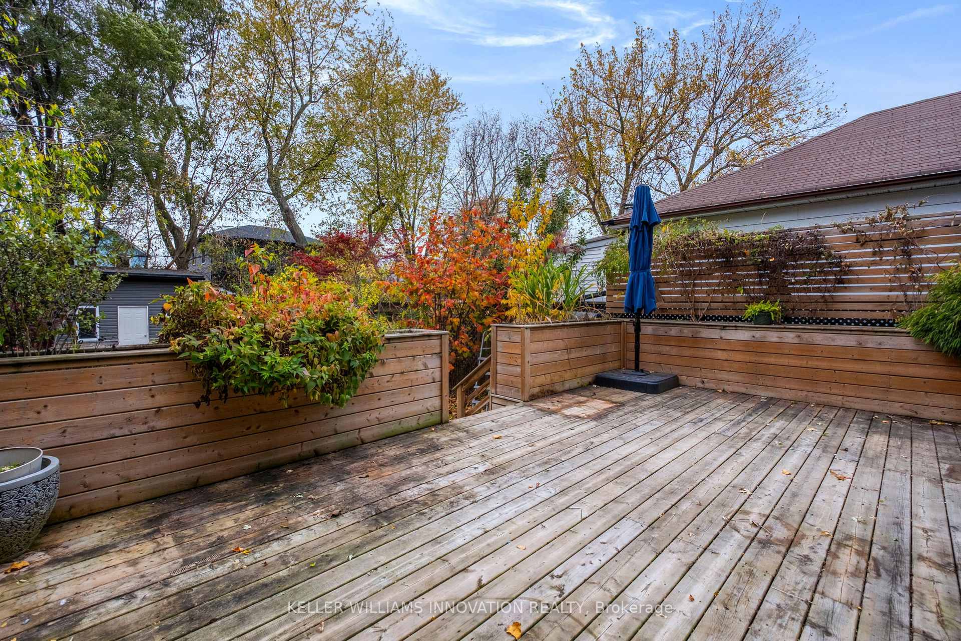 Photo 33 of 76 Phillip Avenue, Scarborough, Birchcliffe-Cliffside — HOMEH