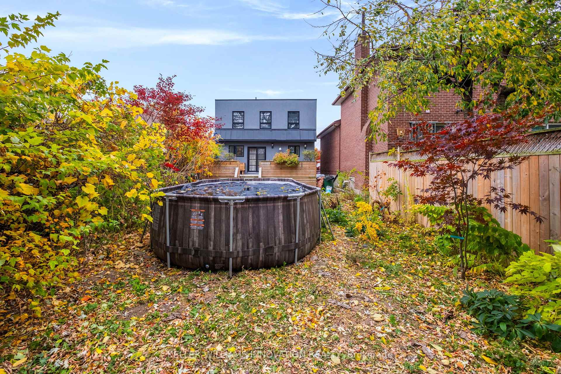 Photo 38 of 76 Phillip Avenue, Scarborough, Birchcliffe-Cliffside — HOMEH