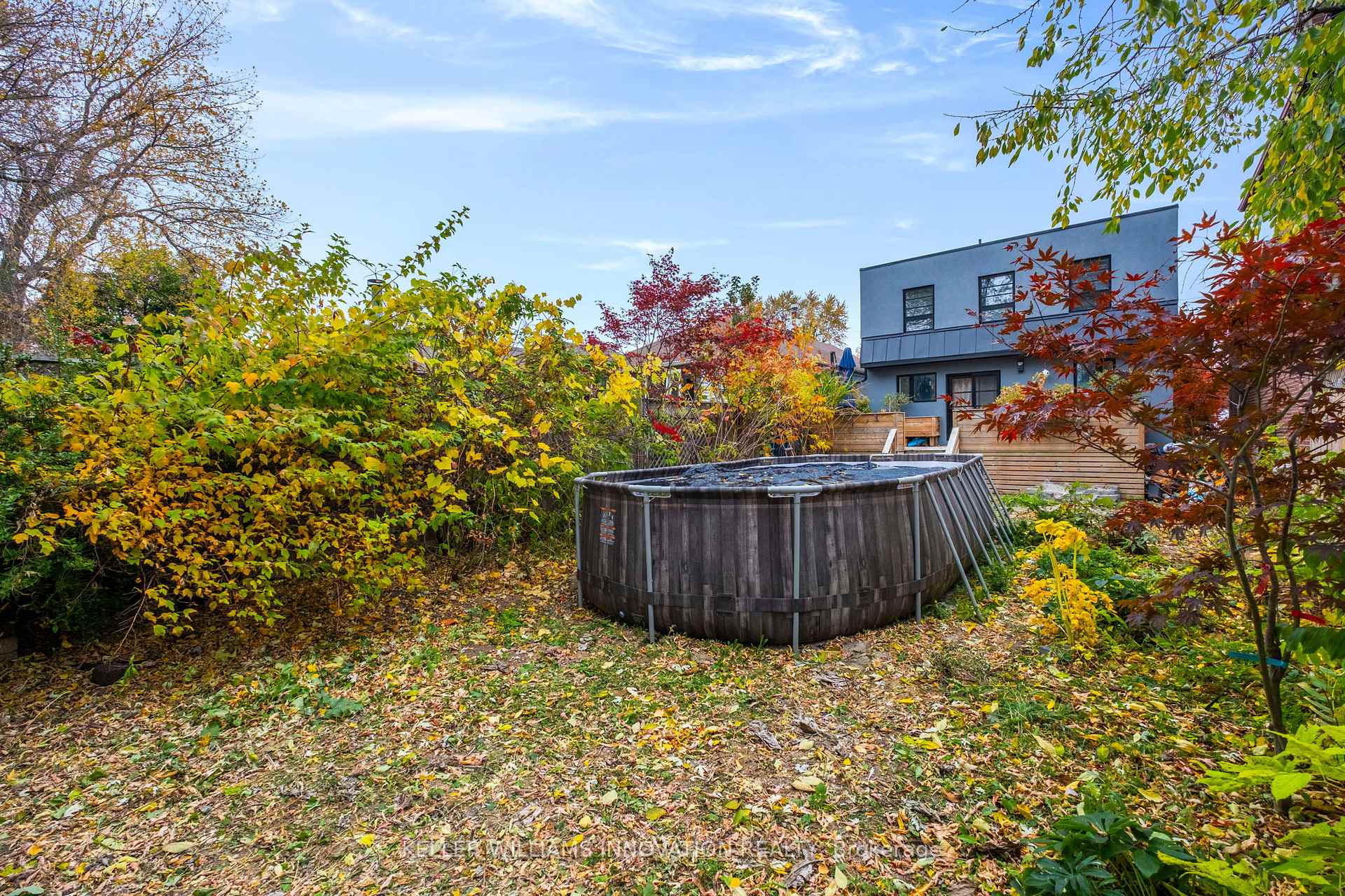 Photo 39 of 76 Phillip Avenue, Scarborough, Birchcliffe-Cliffside — HOMEH