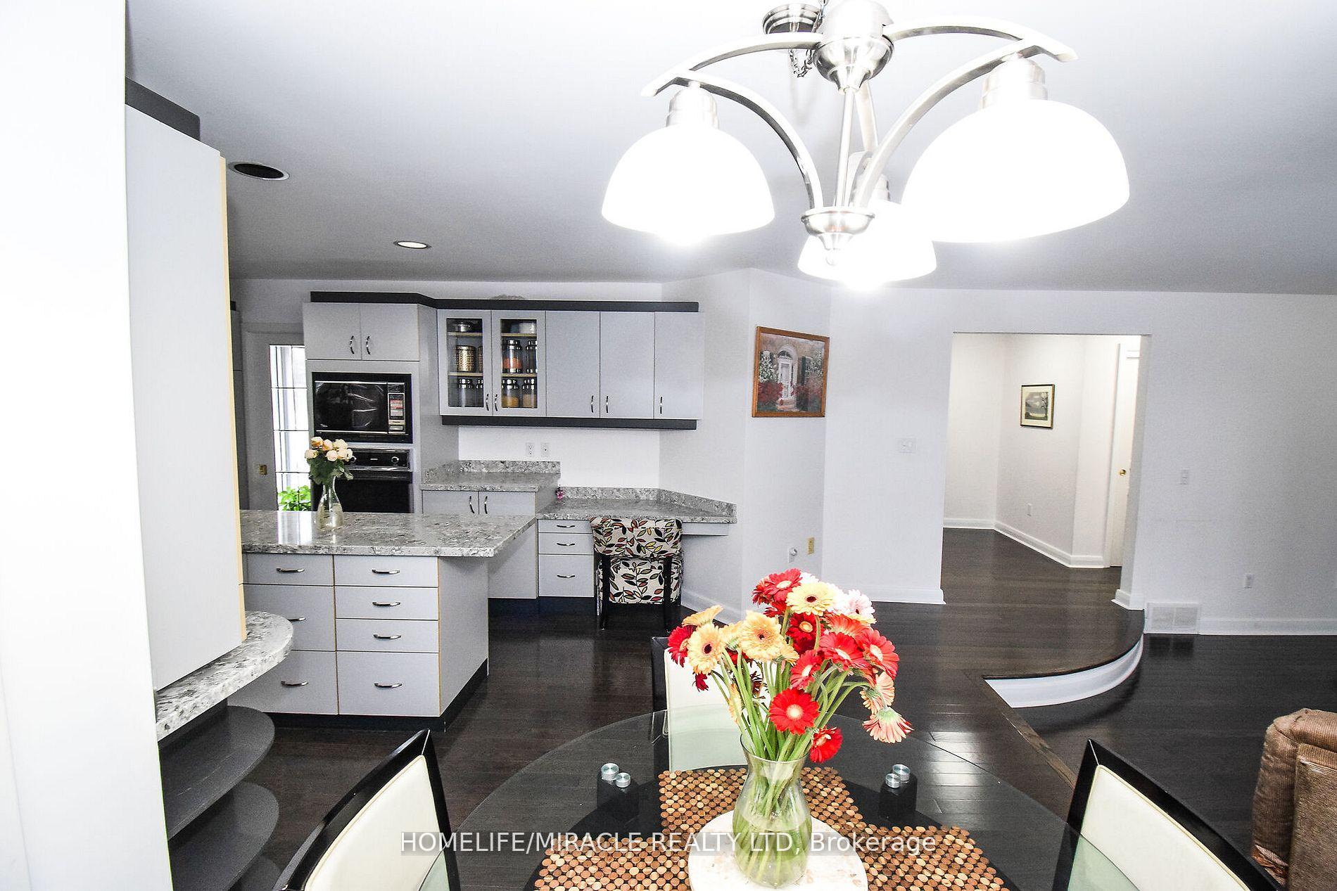 Photo 14 of 1689 Rice Road, Thorold, Cataract Road — HOMEH