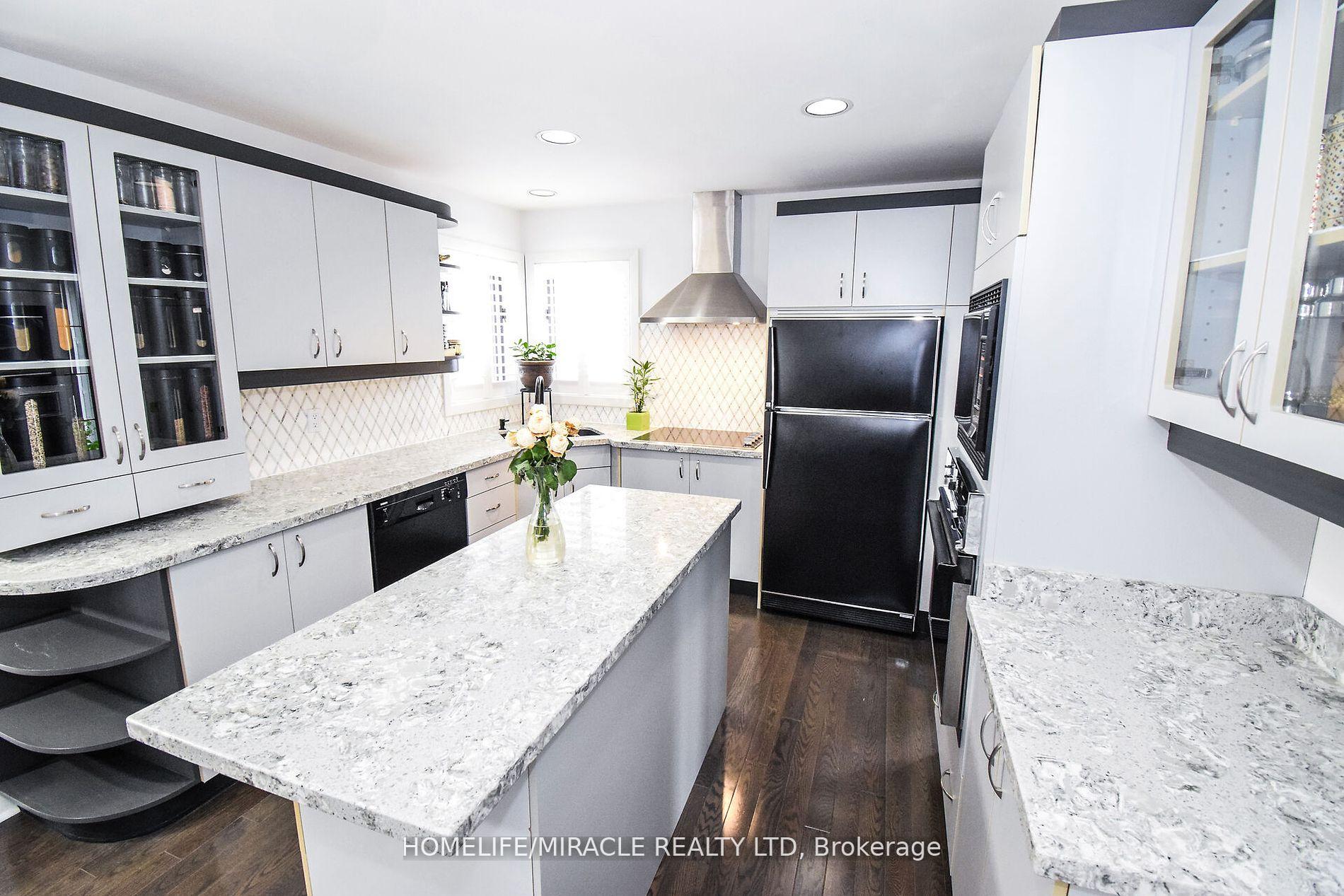 Photo 19 of 1689 Rice Road, Thorold, Cataract Road — HOMEH