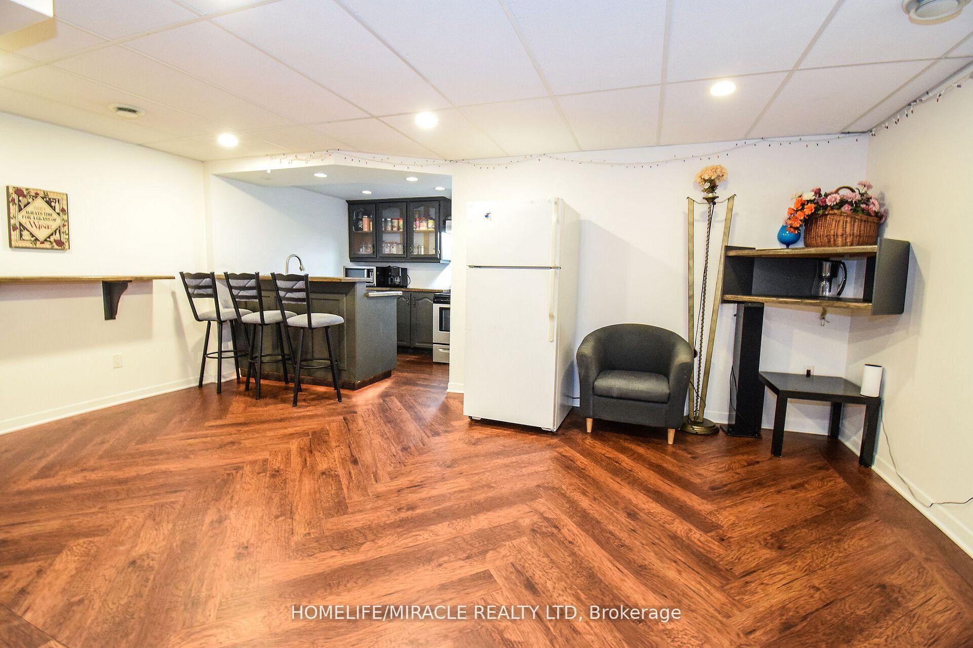 Photo 39 of 1689 Rice Road, Thorold, Cataract Road — HOMEH