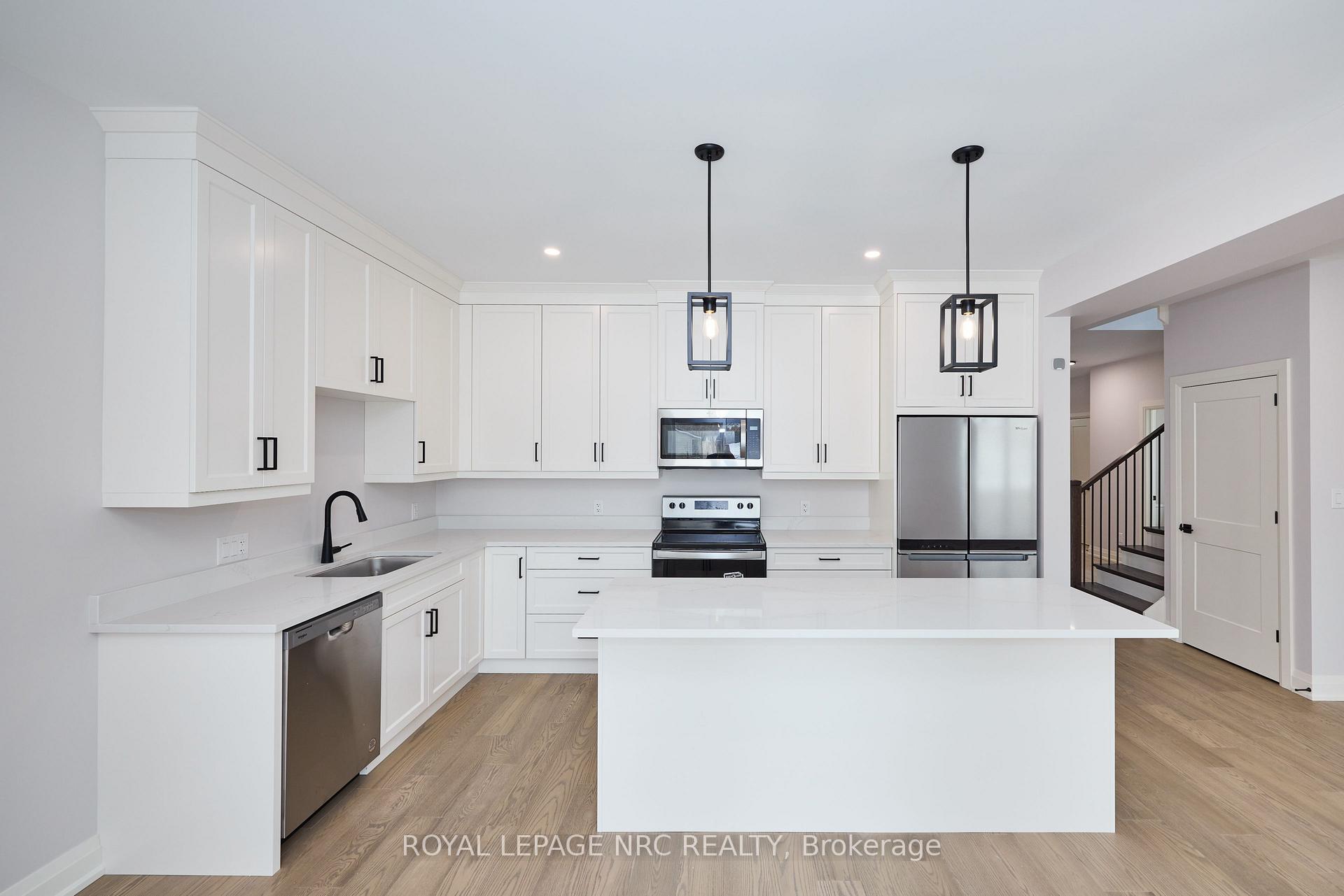 Photo 12 of 155 Hodgkins Avenue, Thorold, Allanburg/Thorold South — HOMEH