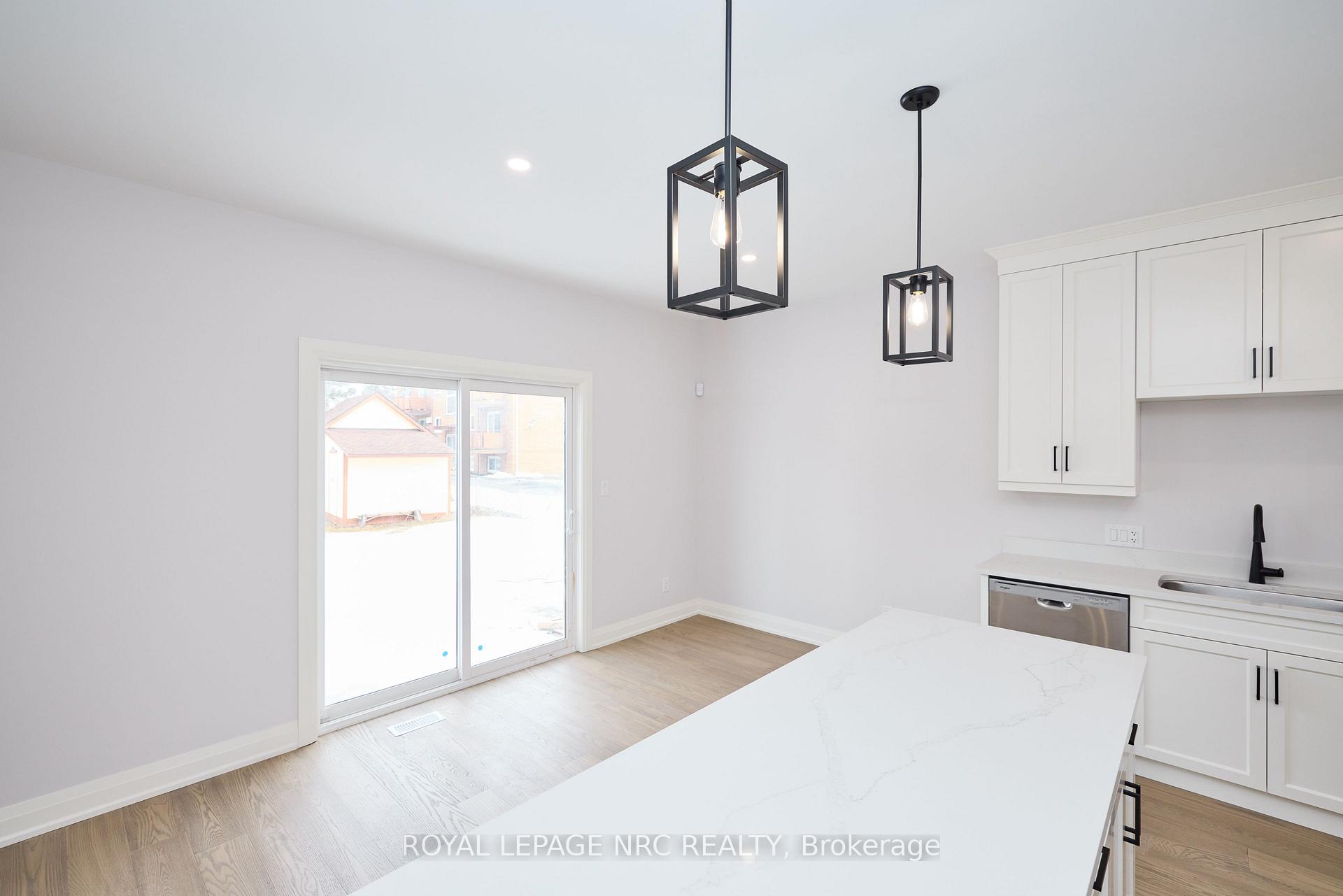 Photo 15 of 155 Hodgkins Avenue, Thorold, Allanburg/Thorold South — HOMEH
