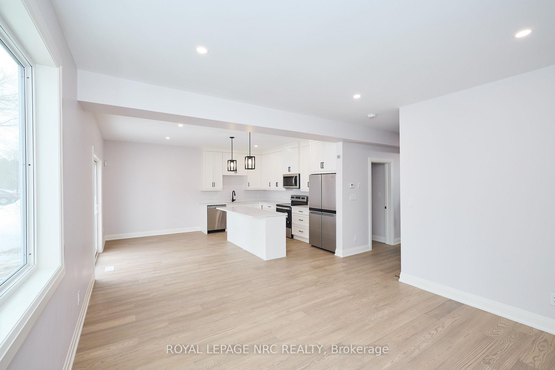 Photo 20 of 155 Hodgkins Avenue, Thorold, Allanburg/Thorold South — HOMEH