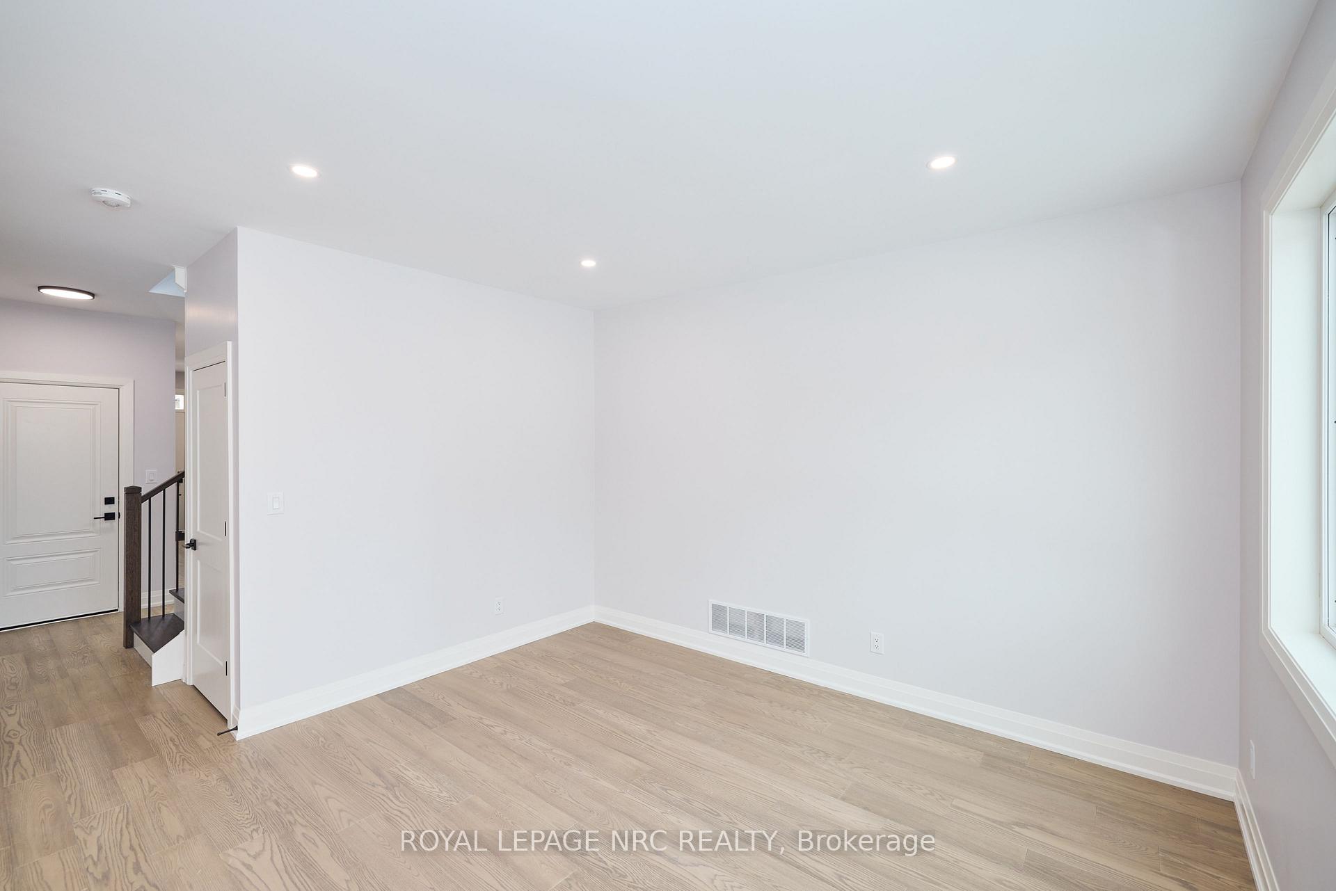 Photo 23 of 155 Hodgkins Avenue, Thorold, Allanburg/Thorold South — HOMEH