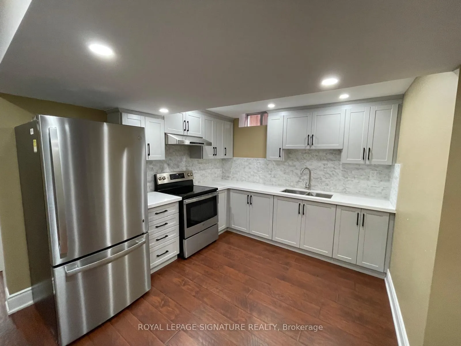 Photo 3 of Unit Bsmt, 5 Mountain Ridge Road, Brampton, Bram West — HOMEH