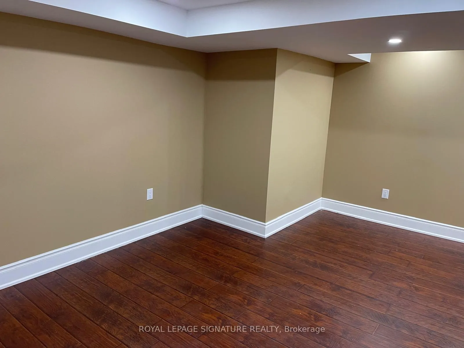 Photo 5 of Unit Bsmt, 5 Mountain Ridge Road, Brampton, Bram West — HOMEH