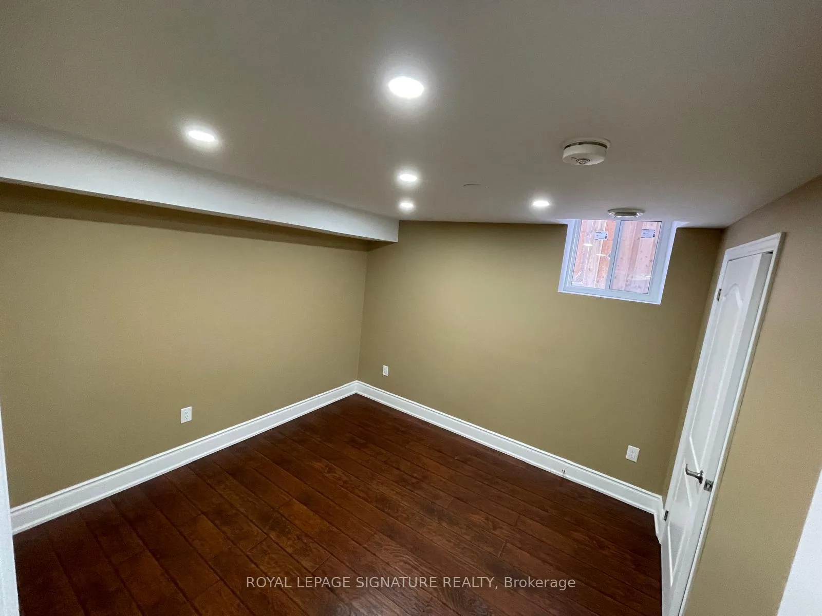Photo 9 of Unit Bsmt, 5 Mountain Ridge Road, Brampton, Bram West — HOMEH
