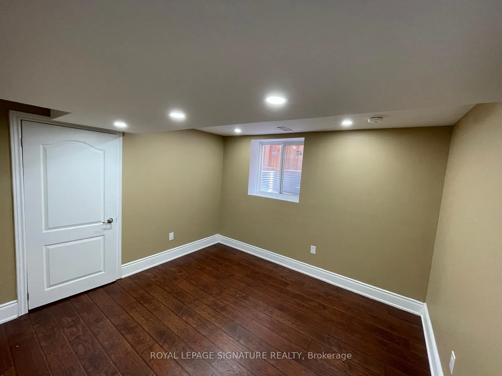 Photo 10 of Unit Bsmt, 5 Mountain Ridge Road, Brampton, Bram West — HOMEH