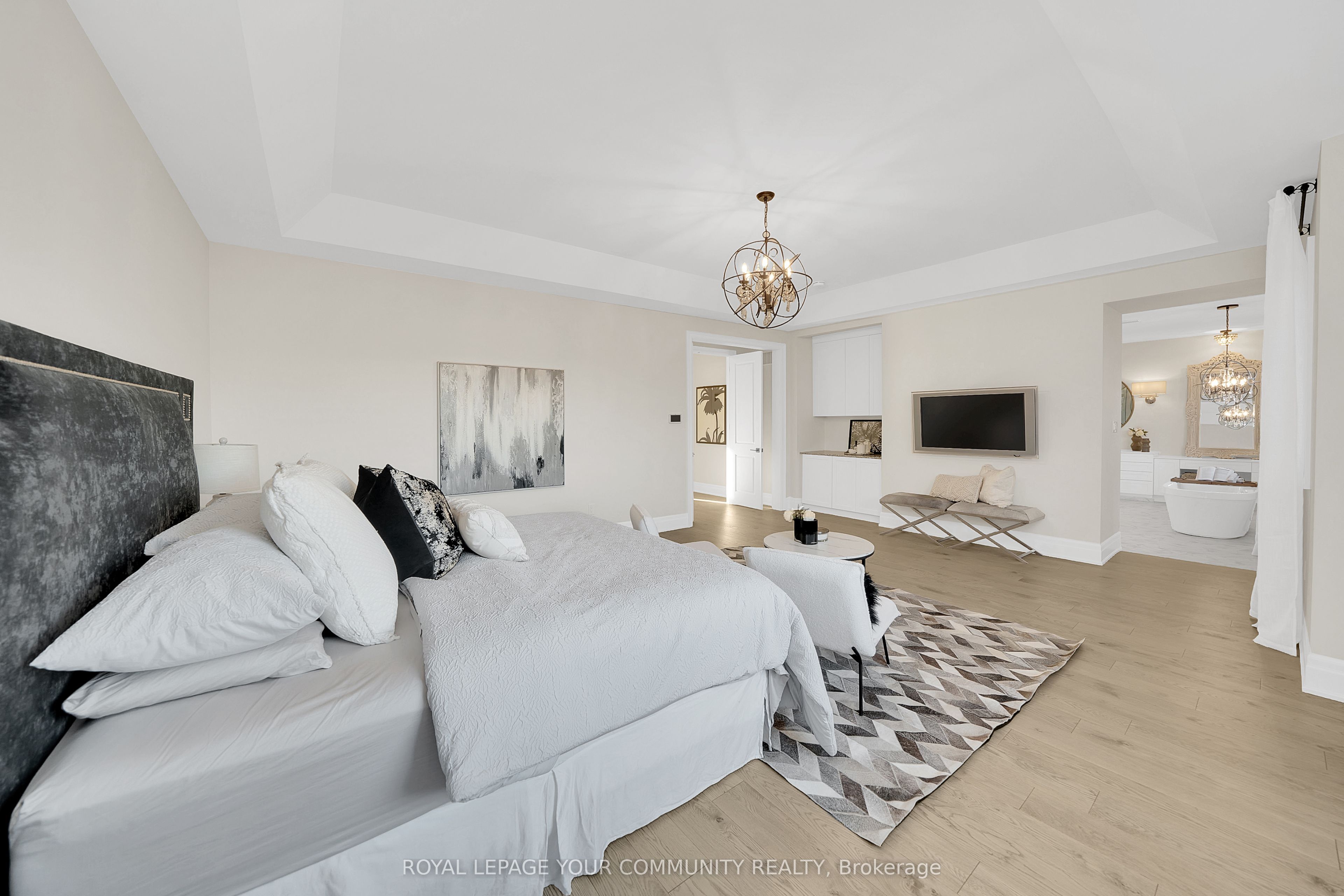 Photo 62 of 64 Deerhaven Crescent, Vaughan, Vellore Village — HOMEH