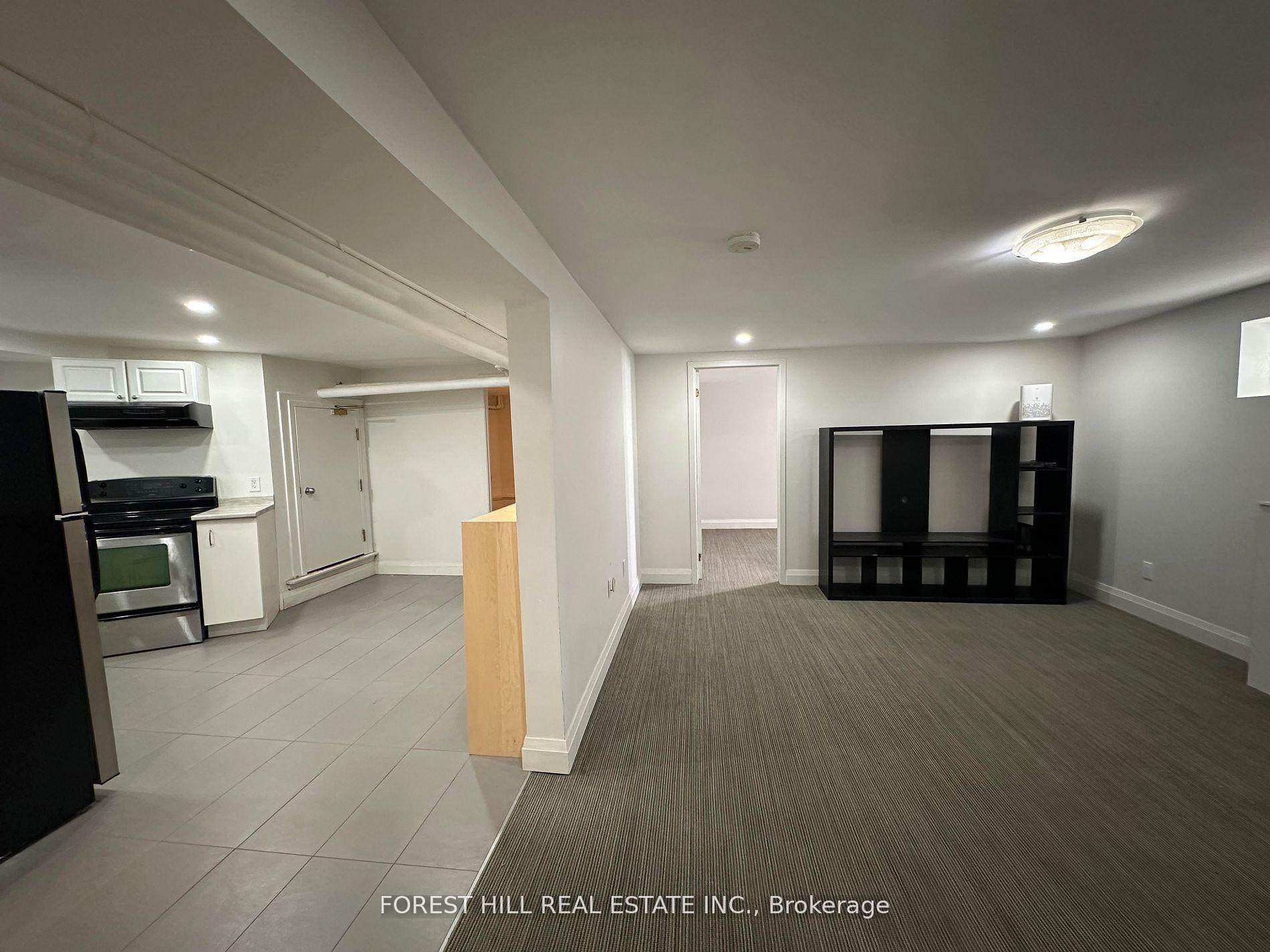 Photo 4 of Unit Lower 2, 924 Avenue Road, Toronto, Forest Hill South — HOMEH