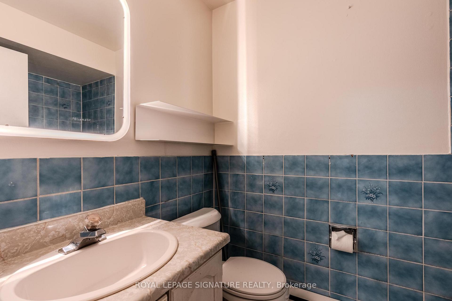 Photo 18 of Unit B, 1541 Dundas Street, Toronto, Little Portugal — HOMEH