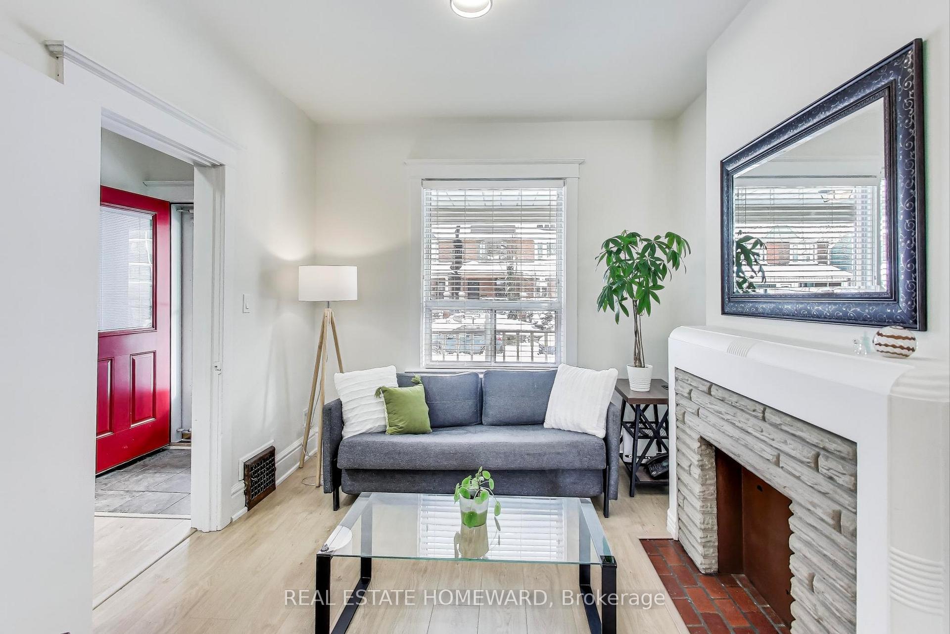 Photo 4 of 36 Eastmount Avenue, Toronto, Playter Estates-Danforth — HOMEH