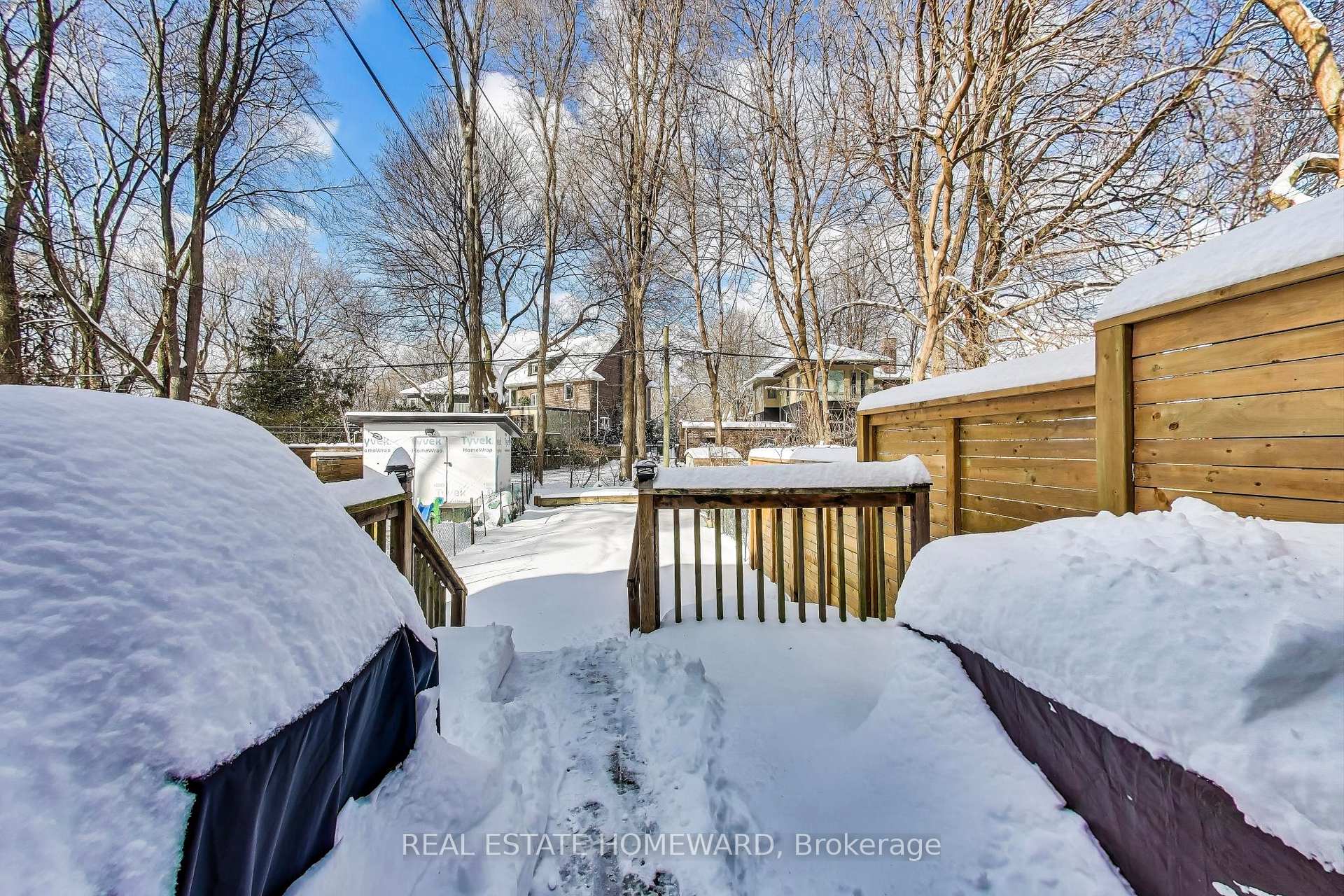 Photo 25 of 36 Eastmount Avenue, Toronto, Playter Estates-Danforth — HOMEH