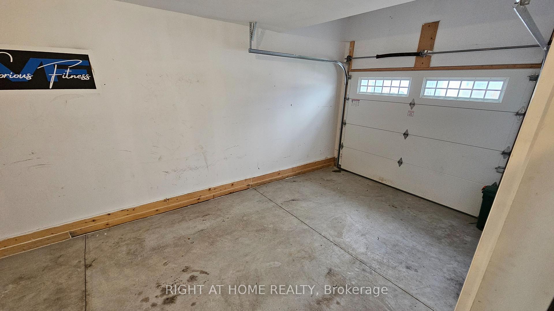 Photo 31 of 35 Bowman Crescent, Thorold, Hurricane/Merrittville — HOMEH