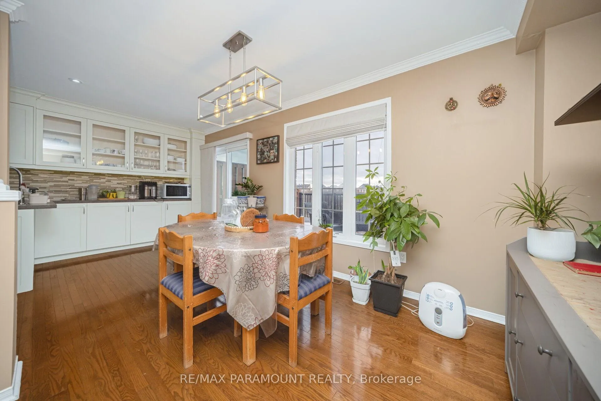 Photo 11 of 35 Flower Trail, Brampton, Bram East — HOMEH
