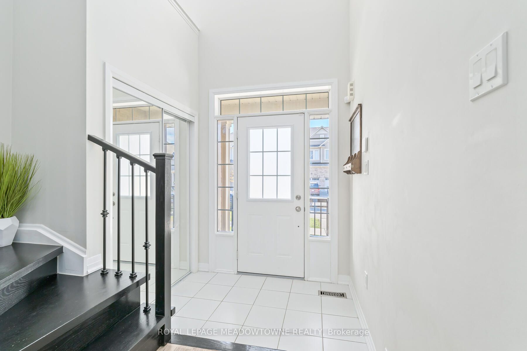 Photo 43 of 29 Donnan Drive, New Tecumseth, Tottenham — HOMEH