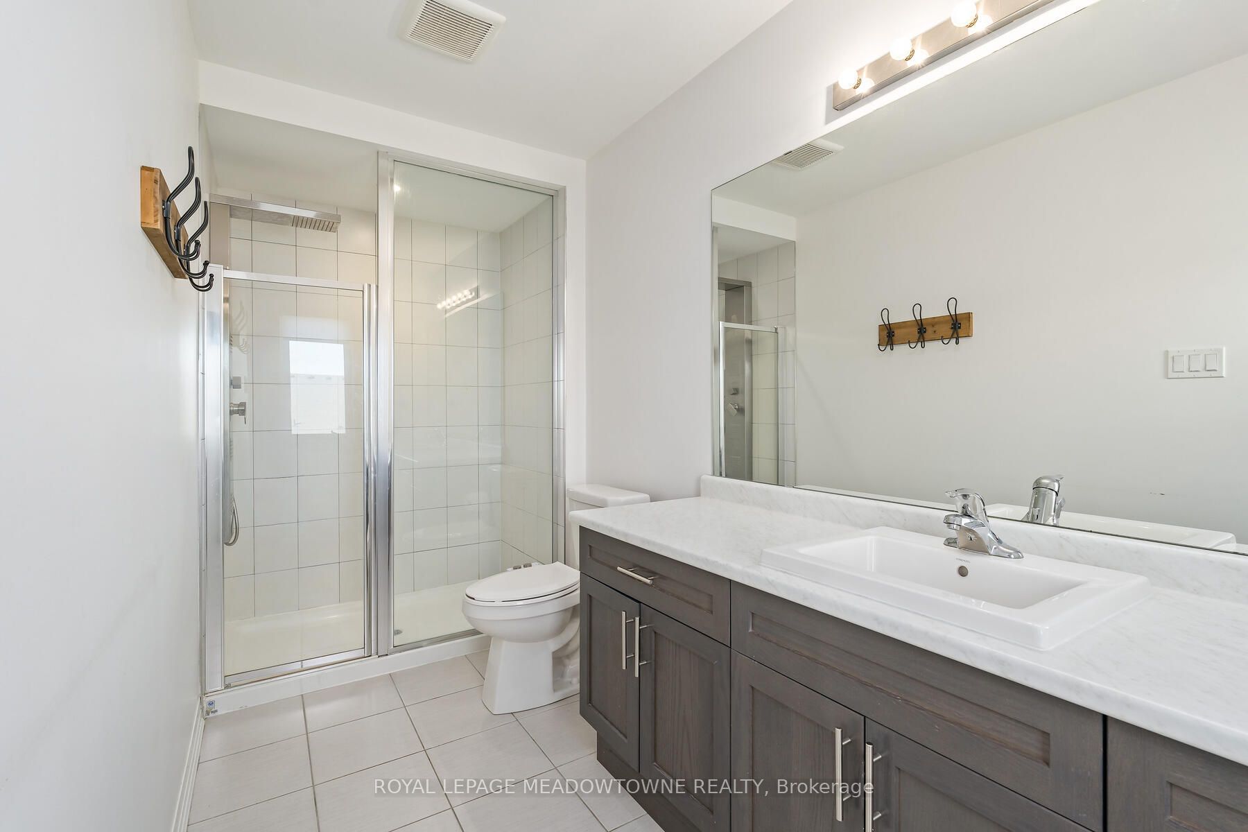 Photo 64 of 29 Donnan Drive, New Tecumseth, Tottenham — HOMEH